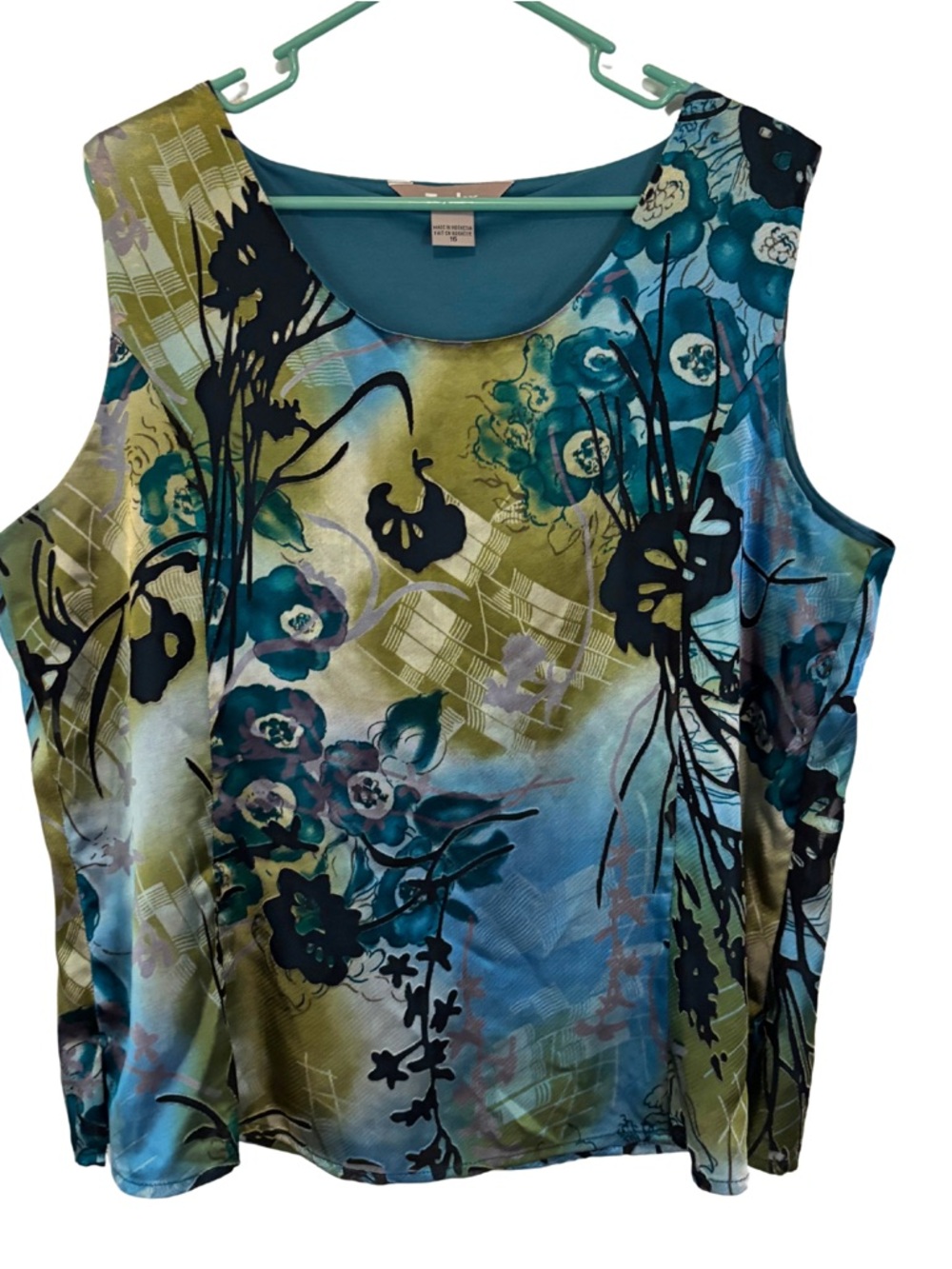 3/$20 TanJay Floral Sleeveless Blouse